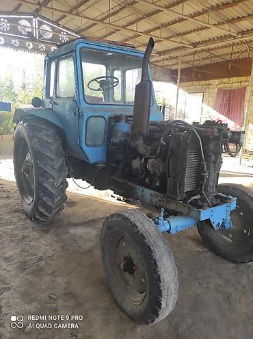 prius kapot: Mavi rəngli təkərli kənd təsərrüfatı traktoru - Kabinalı, iki qapılı — 6