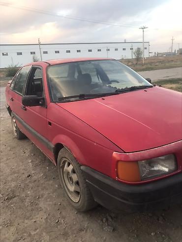 Volkswagen Passat: 1989 г., 1.8 л, Бензин, Седан — 3