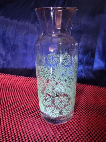 Ostalo posuđe: Vaza nova,vintaz staklena. Vaza je bez ostecenja,sve na vazi odsjaj — 4