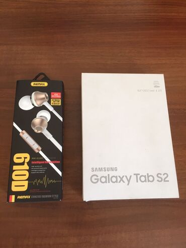 pubg s2: Samsung Tab S2 Gold. 3gb ram. 32gb yaddaş. Maqazindən pakovkada