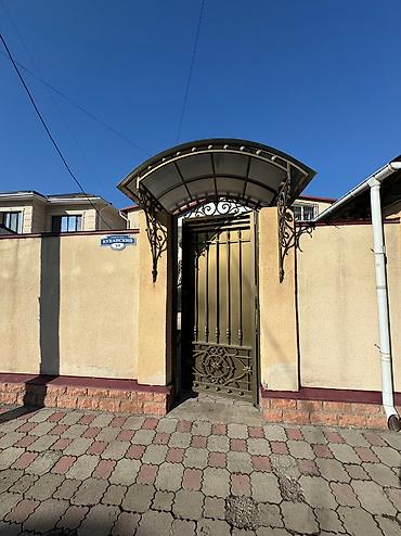 4: Продается дом 350 кВ.м 4 сотки7 и более комнат 2 этаж мансарда : 3 — 2