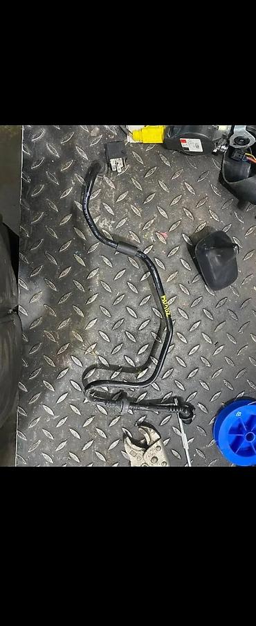 alternator cena: VW TIGUAN 16-21 VAKUM CREVO 5QA612041B | Audi vagen delovi ZEMUN — 2