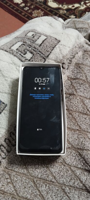 кнопочные телефон: Samsung Galaxy A31, Б/у, 128 ГБ, 2 SIM