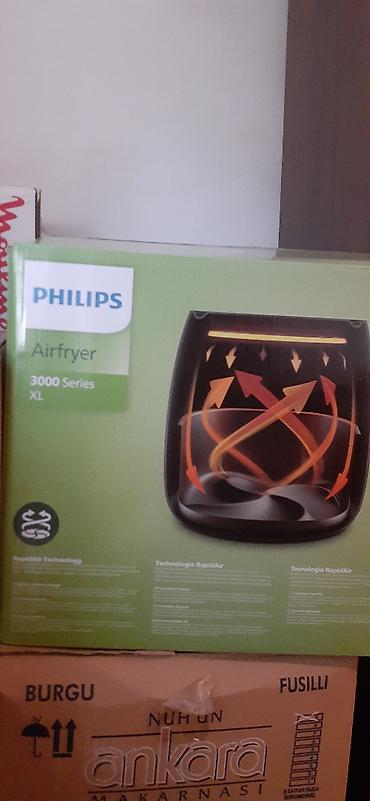 Philips Airfryer 3000 Series XL modelidir. Bu cihaz, isti hava axını