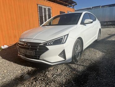 Hyundai Avante: 2018 г., 1.6 л, Бензин