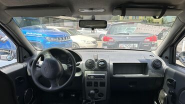 арзан машиналар ош: Renault Logan: 2006 г., 1.4 л, Механика, Бензин, Седан