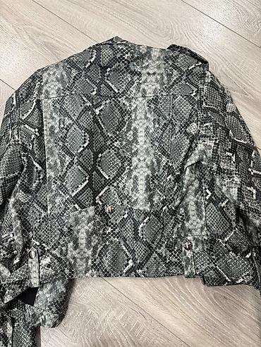 Kurtkalar: Dəri kurtka, Bershka, S — 4