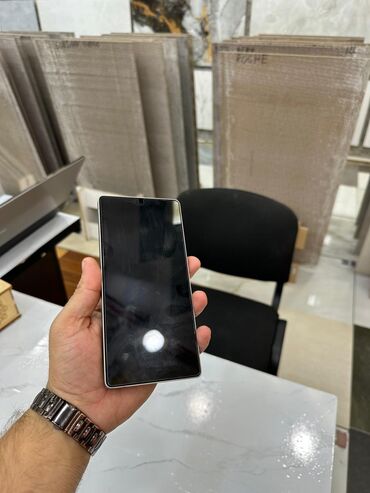 Apple iPhone: Samsung Galaxy S23 Ultra, rəng - Boz