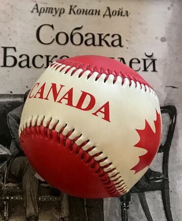 мяч детский: Мячик #сувенир #новый #бейсбол #кожаный #fromCANADA =1450 сом оригинал