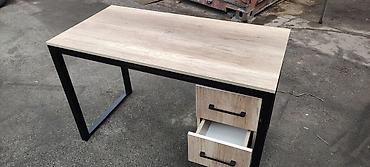 Офисные столы: Офисный стол с тумбой — 19