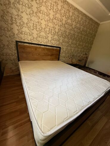 двуспальное одеяло купить: Продается двухспальная кровать. состояние отличное🔥, само вывоз.тел: +