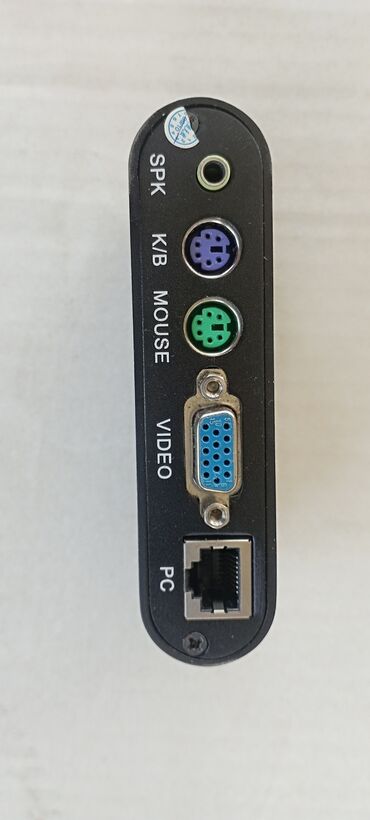 видеокоммутаторы стоечный: KVM переключатель PS/2 + VGA + Аудио (без кабелей) Продаю