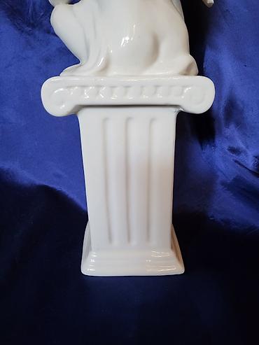 Figure: Porcelanska veca,nova figura andjela ( heruvima ),na stubu. Nova na lalafo.rs — 11 Figure: Porcelanska veca,nova figura andjela ( heruvima ),na stubu. Nova — 11