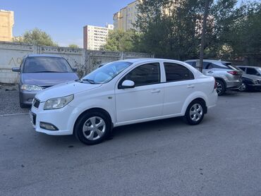 авто рага: Ravon : 2017 г., 1.5 л, Механика, Бензин, Седан