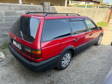 Volkswagen: Volkswagen Passat Variant: 1991 г., 1.8 л, Механика, Бензин, Универсал