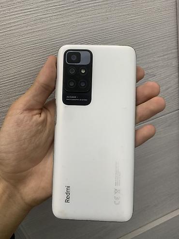 Мобильные телефоны и аксессуары: Redmi, Redmi 10, Б/у, цвет - Белый, 2 SIM — 3