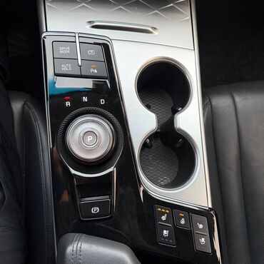 Kia: Kia : 2021 г., 1.6 л, Гибрид — 19