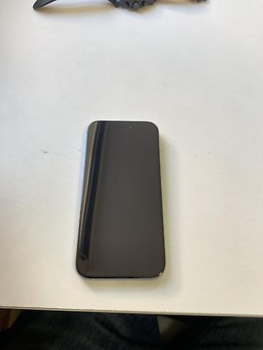 Apple iPhone: IPhone 15, Göy — 8