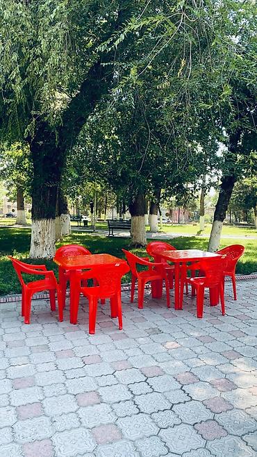 fire maple: Комплект уличной мебели из прочного пластика, ярко‑красный цвет — 2