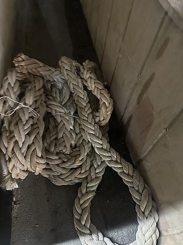 kabel yeri açan: Möhkəm, qalın hörgülü kəndir dəsti - Tip: çoxsıralı hörgülü kəndir — 1