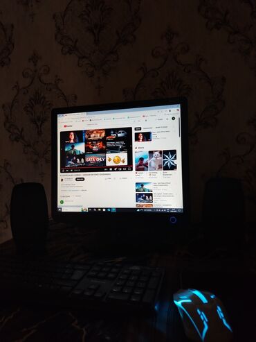 gt 710: İntel xeon e3 1220 4 nüvə Nvidia gt 710 10 gb ram 75 hz monitor Real
