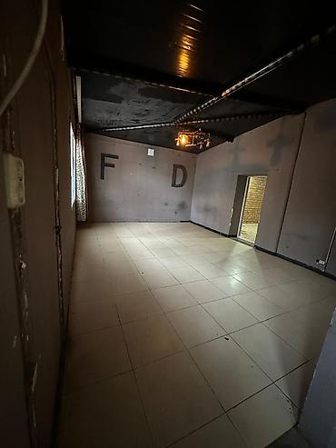 Продажа помещений свободного назначения: Здание смешанного типа, расположенное на угловом участке, идеально — 8