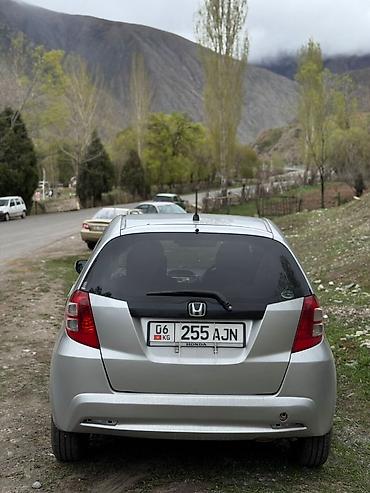 Haima: Honda Fit: 2012 г., 1.4 л, Автомат, Бензин, Хетчбек — 5