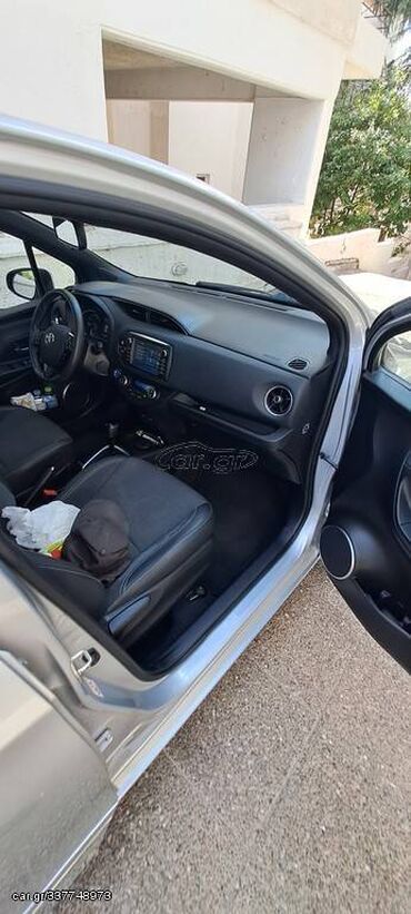 Toyota: Toyota Yaris: 1.5 l. | 2017 έ. Χάτσμπακ — 3