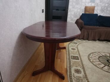 qatlanan stol: Yeni, Açılan, Oval masa, Azərbaycan