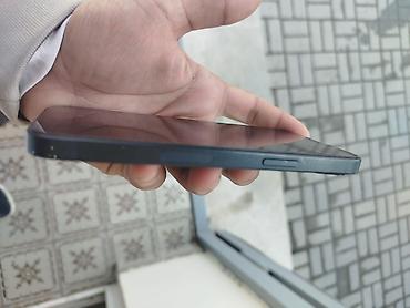 telf: IPhone 13, Mavi, Simsiz şarj — 2