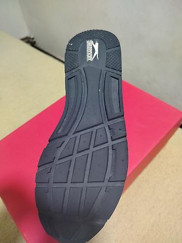 as 46: Muške patike Slazenger. malo korišćenje dobili na poklon. bez — 3