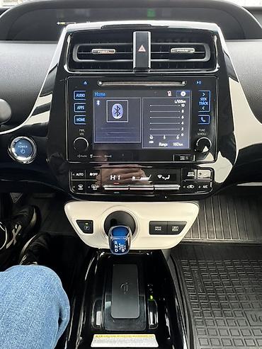 Toyota: Toyota Prius: 2018 г., 1.8 л, Вариатор, Гибрид, Хэтчбэк — 8