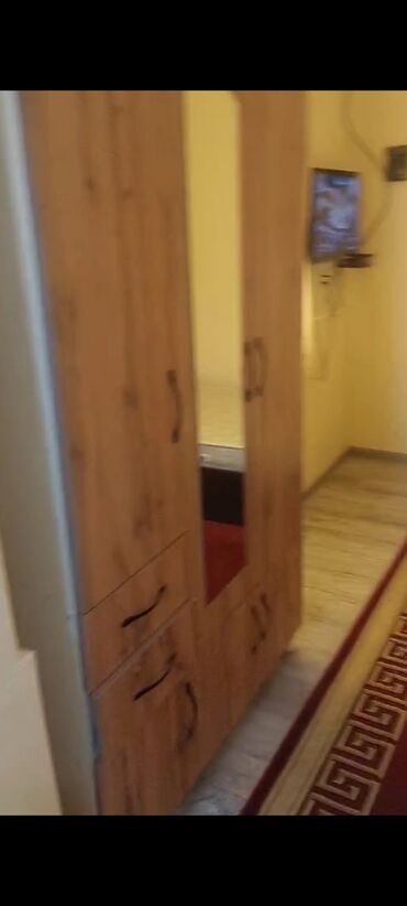 Uzunmüddətli kirayə evlər: 40 kv. m, 1 otaqlı, İnternet, Qaz, Telefon -da lalafo.az — 16 Uzunmüddətli kirayə evlər: 40 kv. m, 1 otaqlı, İnternet, Qaz, Telefon — 16