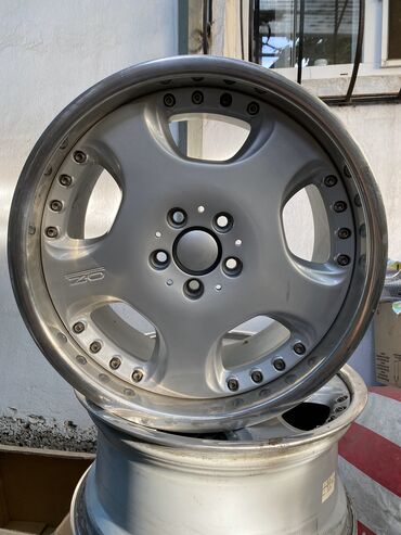 купить диски vossen r17 в Кыргызстан: Продаю диски r18 OZ racing SPA ITALY . Не варенные100 % Не катаные100