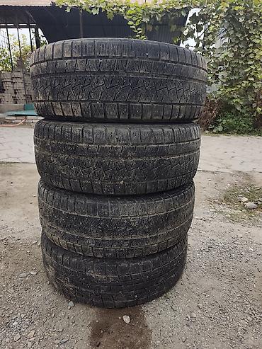 Шина зимняя 215/60R17 4шт ( 3шт шины Pirelli, 1шт Yokohama) протектора