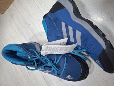 Women's Sneakers and athletic shoes: Adidas, 39 — 8