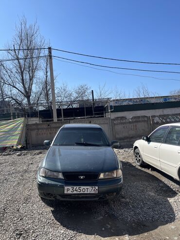 Daewoo: Daewoo Nexia: 1997 г., 1.5 л, Механика, Газ, Седан