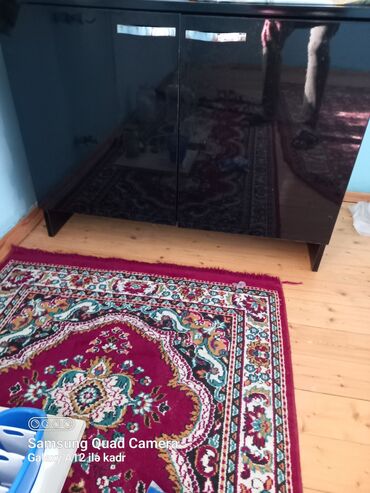 kicik metbex mebelleri: Mətbəx üçün qara rəngli şkaf ölçü hundurluk 107sm uzunluq 77sm eni