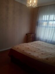 zabrat 2 kirayə evlər: Saray, 3 otaqlı, Köhnə tikili, 65 kv. m