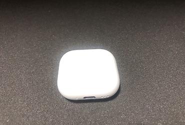 hoco eq34 plus: Беспроводные наушники-вкладыши, Apple, AirPods 4, Б/у — 1