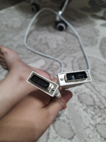 мониторы aoc: Белый кабель DVI-D для передачи цифрового видеосигнала. Подходит для