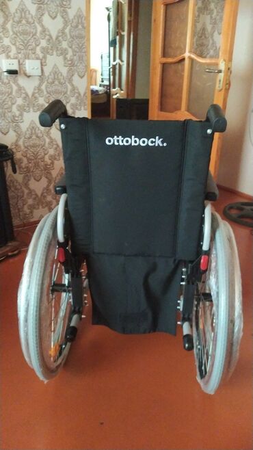 Медицинское оборудование: Ottobock brendinin bu əlil arabası istifadəçilər üçün rahatlıq və