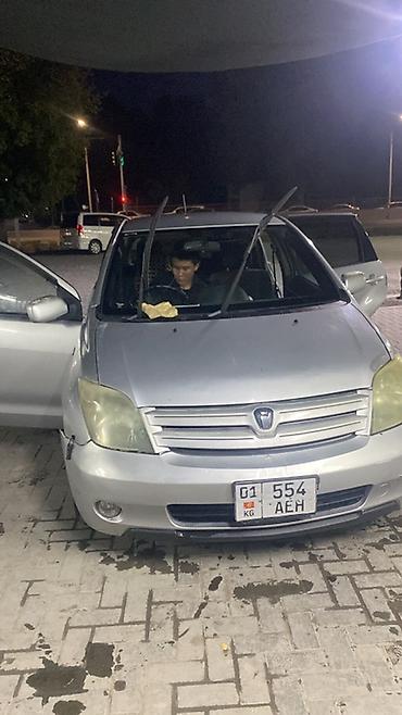 Toyota: Toyota Ist: 2003 г., Автомат, Бензин, Минивэн — 1