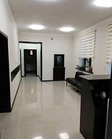 барахолка каракол: Здание, 300 м² — 10