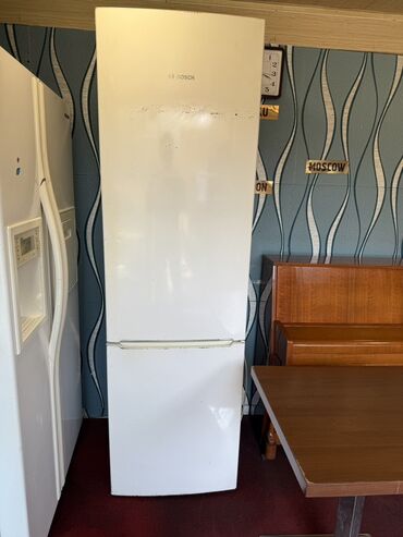 soyuduu: 2 qapılı Bosch Soyuducu Satılır, rəng - Ağ