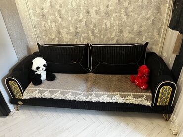 islenmis kreslo: İşlənmiş, Divan, Kreslo, Bazalı, Açılan