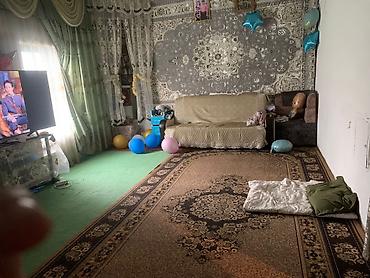 Продажа коттеджей и домов: Продаётся дом с просторной планировкой. - Большая кухня-столовая с — 4