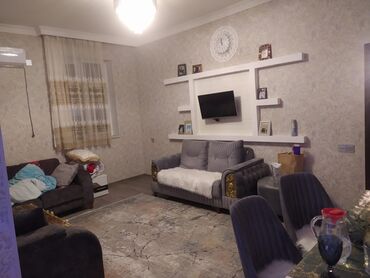 kiraye menziller 2022: Fexri marketin yani 1ci mertebe 2 otaqli temirli esyali objitel
