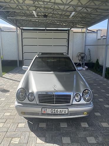 Mercedes-Benz E-Class: 1997 г., 3.2 л, Автомат, Бензин, Седан