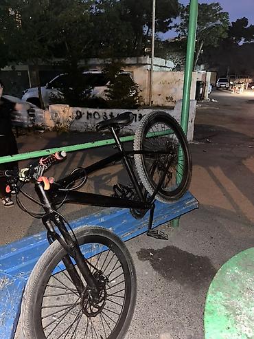 Velosipedlər: Şəhər və yüngül off-road sürüşləri üçün dağ velosipedi - Rəng: qara — 2